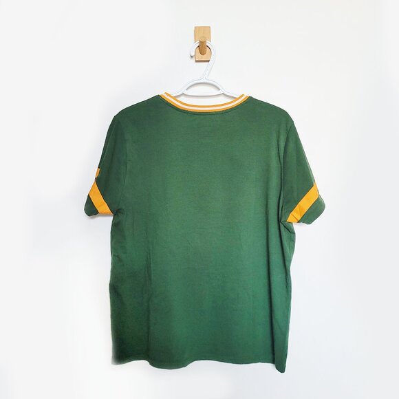 Stranger Things Hawkins Tigers High School Short Sleeve Womans T-Shirt -  Large - Picture 2 of 6